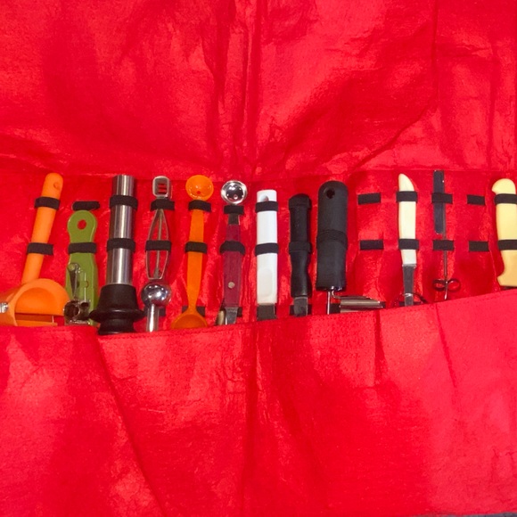 MCM Vintage 23 Piece Garnish Set w/ Case - Picture 8 of 13